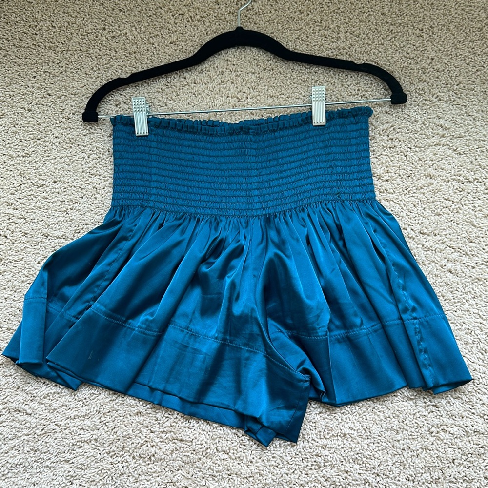 Natural life skirt